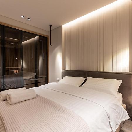 Night Inn Tirana Buitenkant foto