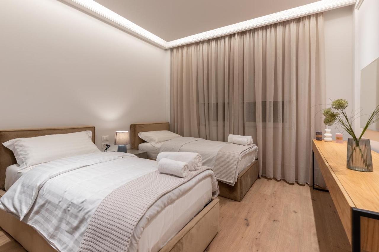 Night Inn Tirana Buitenkant foto